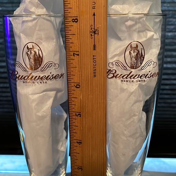 2 vintage Budweiser Pilsner glasses - Picture 5 of 6